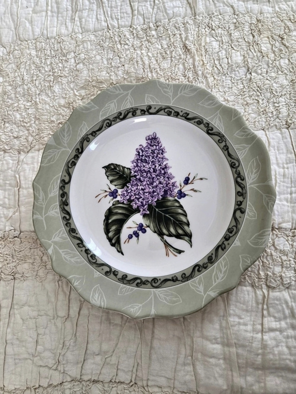 Princess House Vintage Garden Floral Purple Hyacinth Salad Luncheon Plate 9 inch